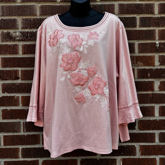 Alfred Dunner Tops - Alfred Dunner Women’s 3X Floral Embroidered 3/4 Sleeve Coral pink Blouse top
